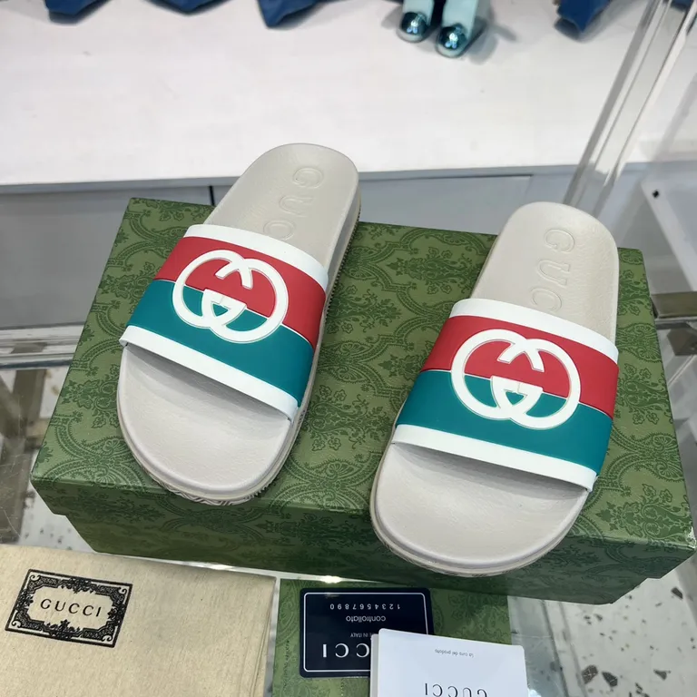 Gucci Shoe 